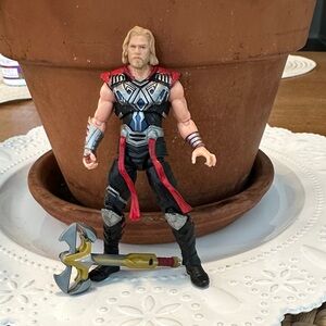 Thor Action Figure with Hammer Accessory